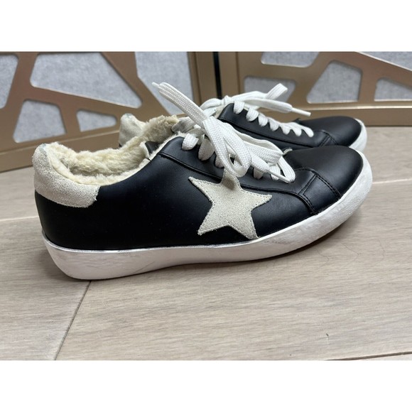L’idea by Lori Distressed Vtg Looking Star Leather Sneakers Size 37 6.5 Wool Fur - Picture 1 of 8